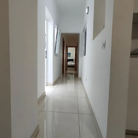 Casa Canteras * Лас-Пальмас-де-Гран-Канария